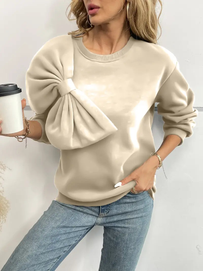 Benia – Stylischer Pullover mit großer Schleife