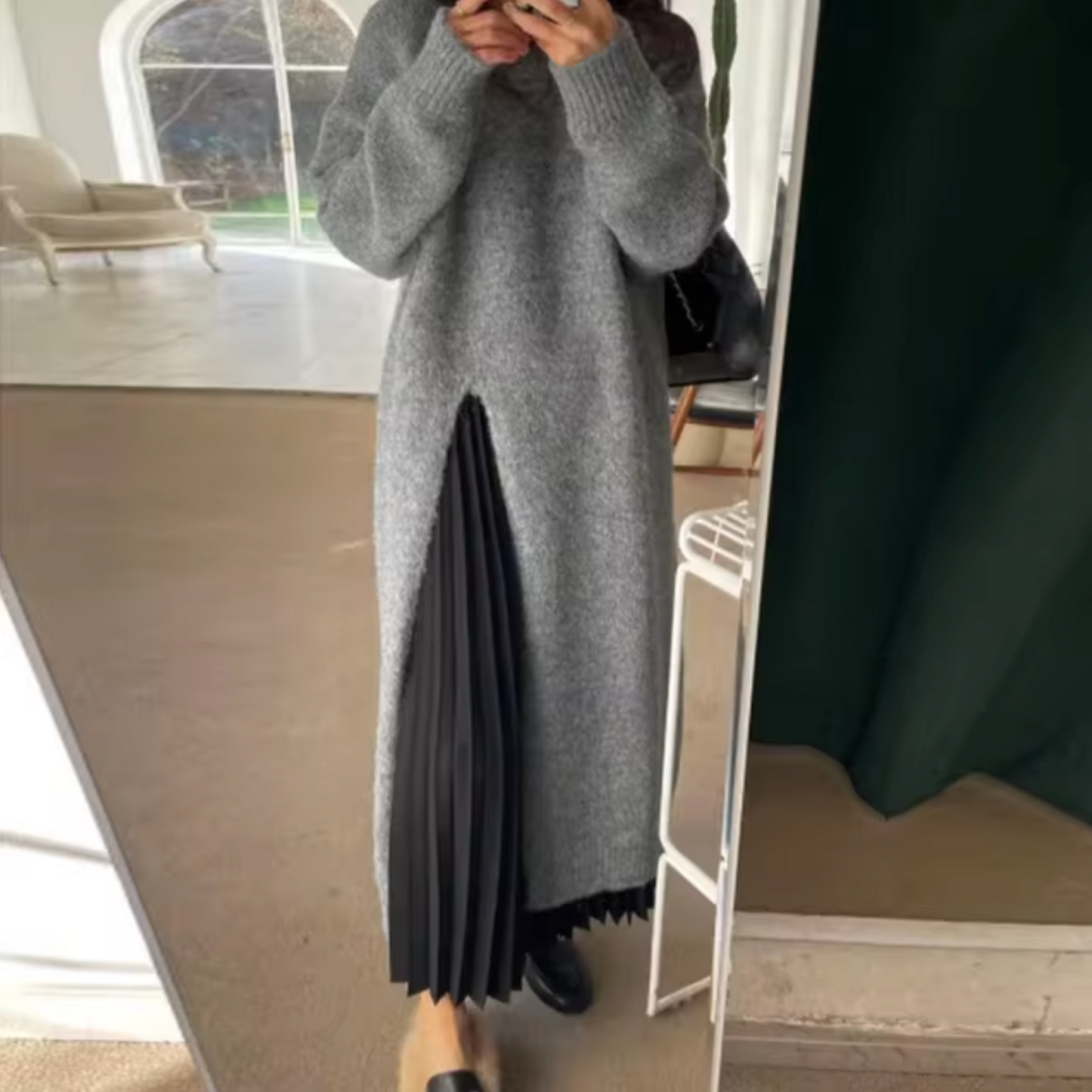 Omi – Strickpulloverkleid aus Wolle mit langen Ärmeln