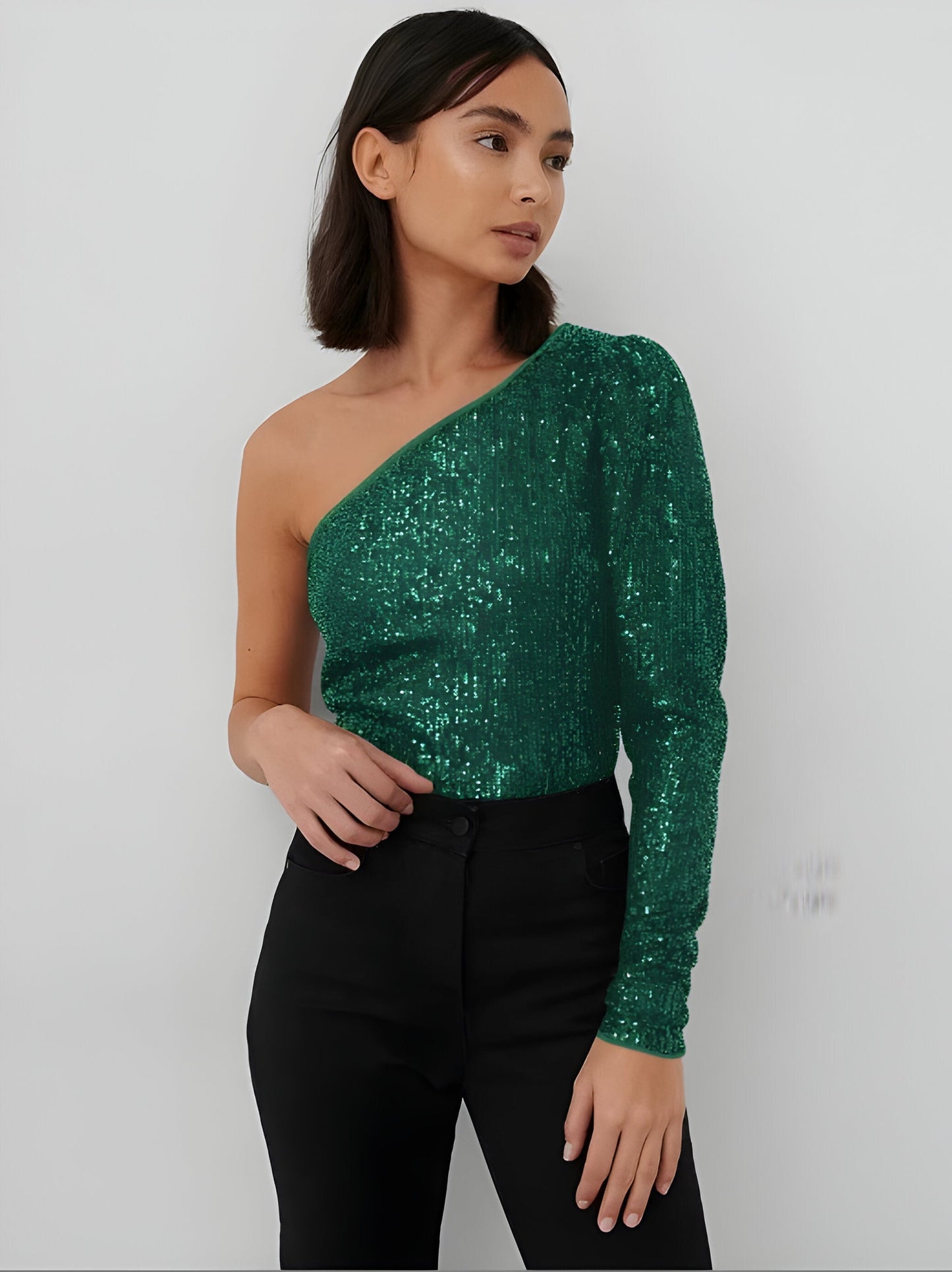 Calen | Das Perfekte One-Shoulder Top für Jeden Anlass