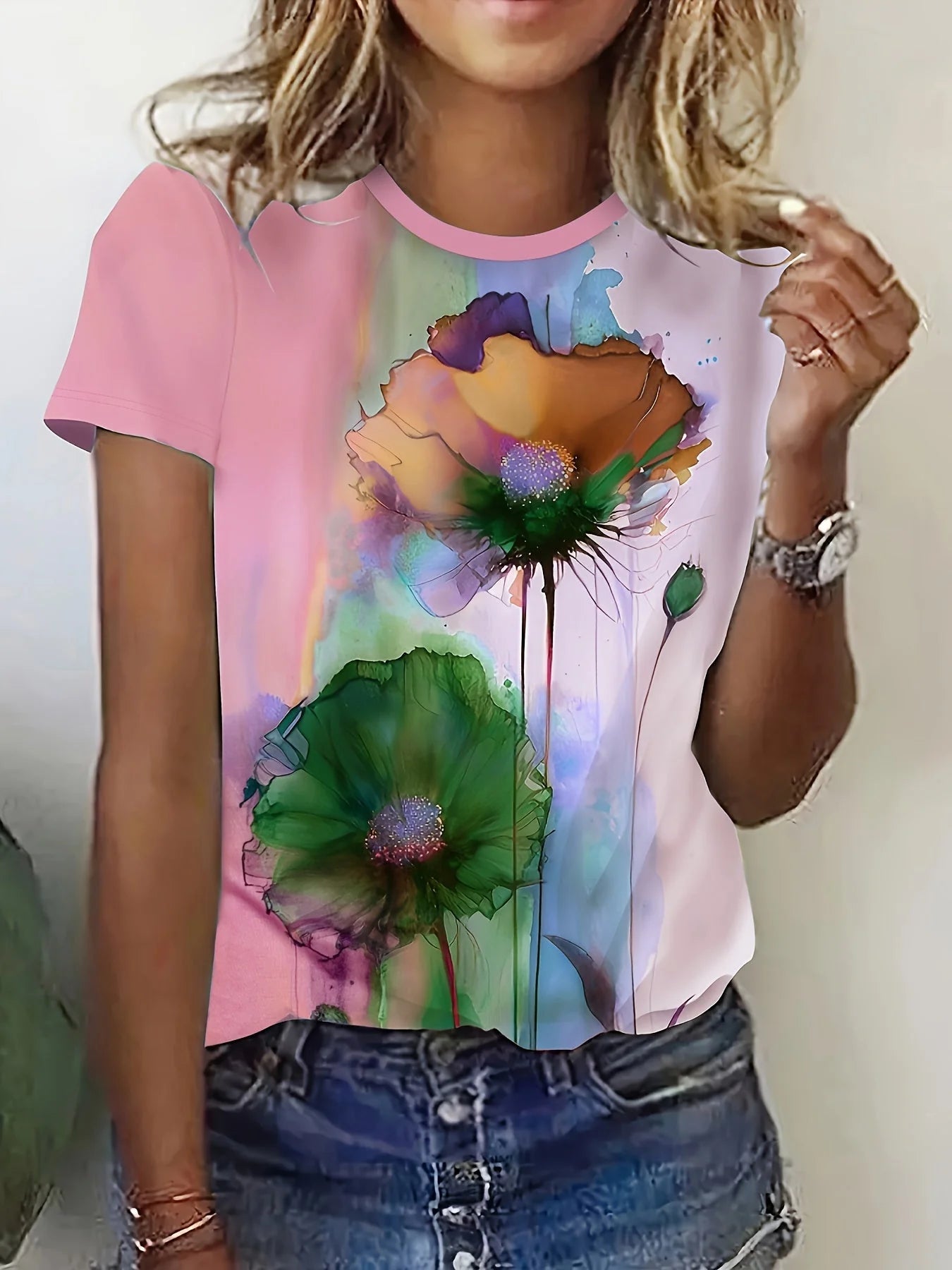 Damia – Kreatives T-Shirt mit Blumendruck