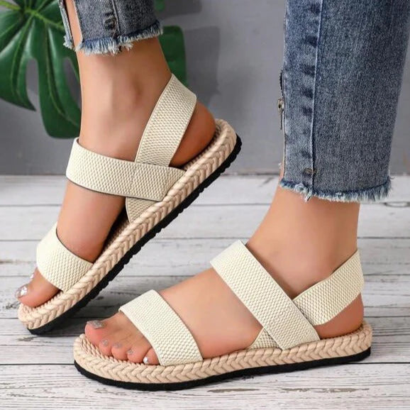 Calyndra – Stilvolle gewebte Sandalen