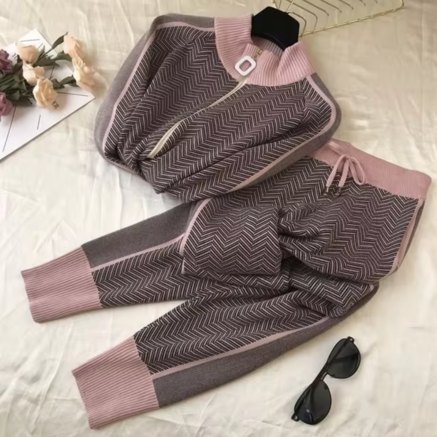 Martina – Set aus Strickjacke und Hose