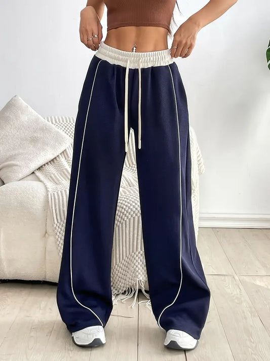 Zoey – Dehnbare Jogginghose mit weitem Bein