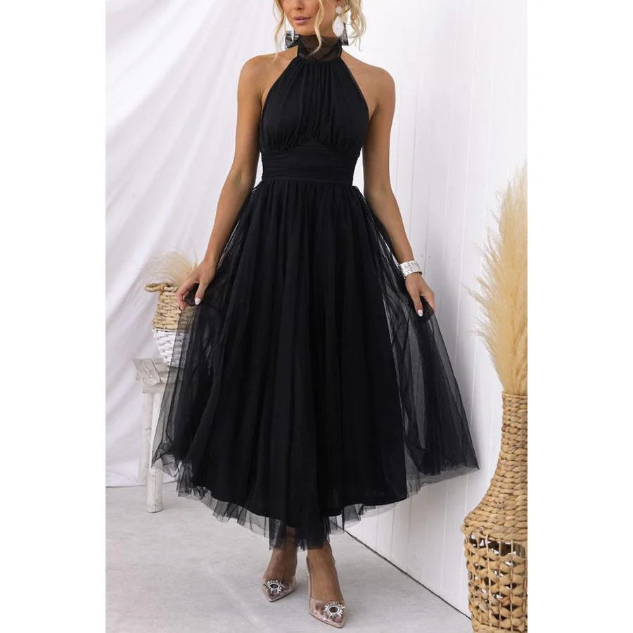 Ferris – Elegantes Neckholderkleid